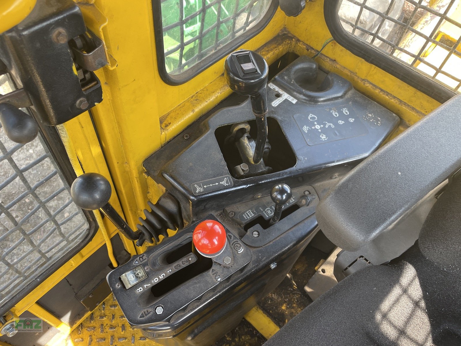 Forstschlepper of the type John Deere 648G, Gebrauchtmaschine in Leinburg (Picture 10)