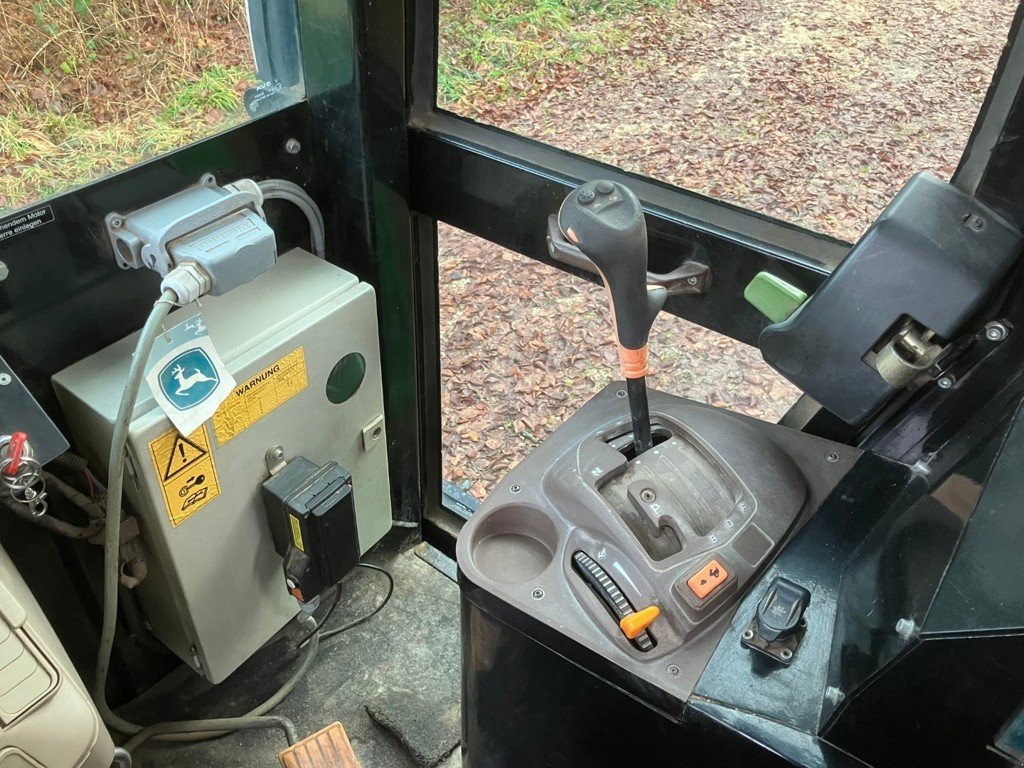 Forstschlepper des Typs John Deere 6620, Gebrauchtmaschine in Schwarzhäusern (Bild 6)