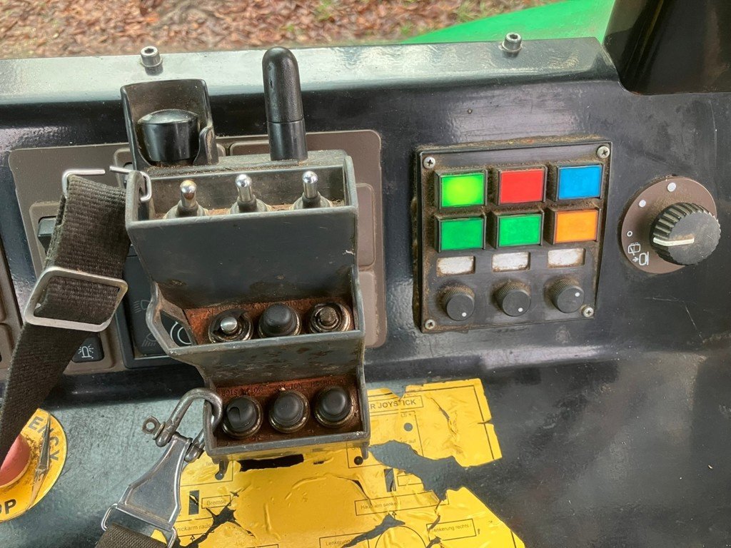 Forstschlepper des Typs John Deere 6620, Gebrauchtmaschine in Schwarzhäusern (Bild 8)