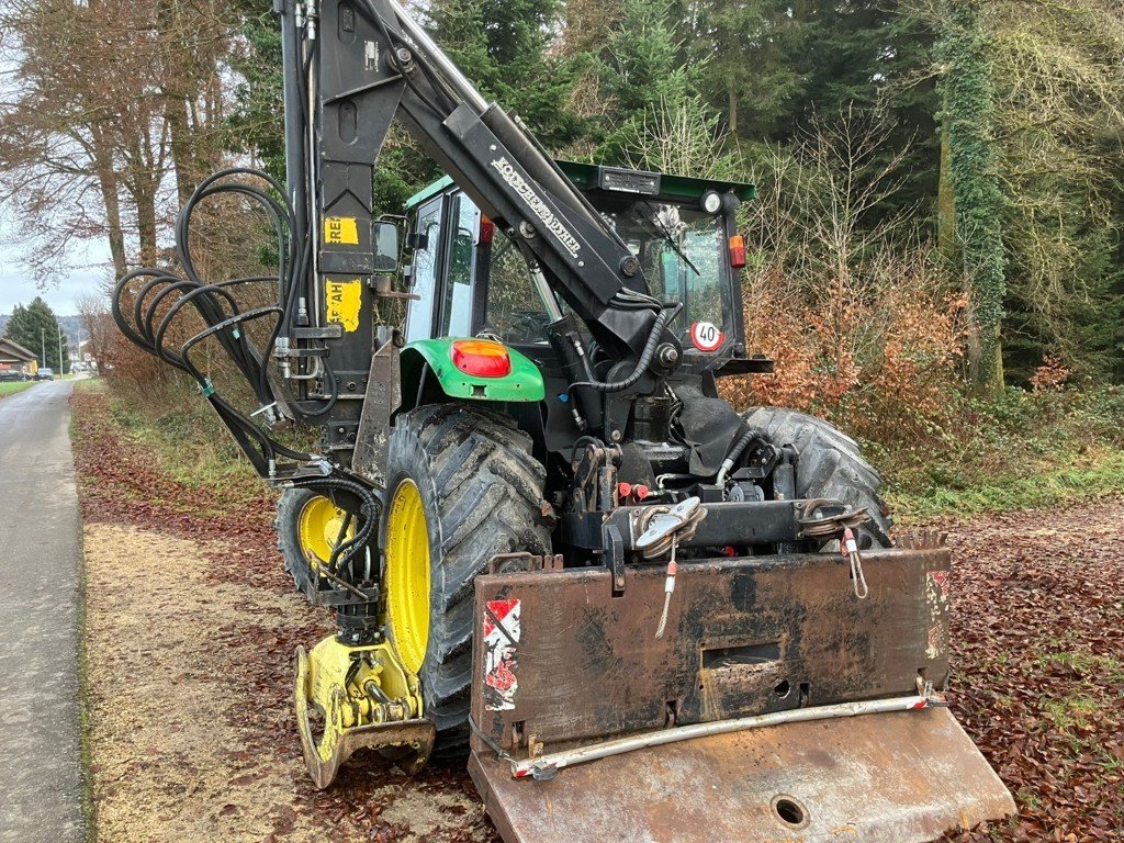 Forstschlepper des Typs John Deere 6620, Gebrauchtmaschine in Schwarzhäusern (Bild 3)