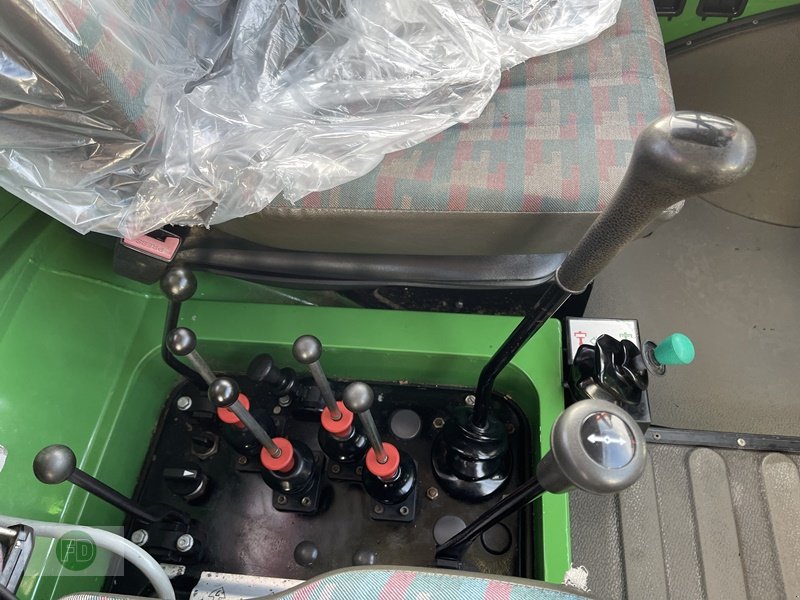 Forstschlepper del tipo Mercedes-Benz Unimog U2100 Agrar-Forst , Ez.2005, Sammlerzustand, Gebrauchtmaschine In Hinterschmiding (Immagine 5)