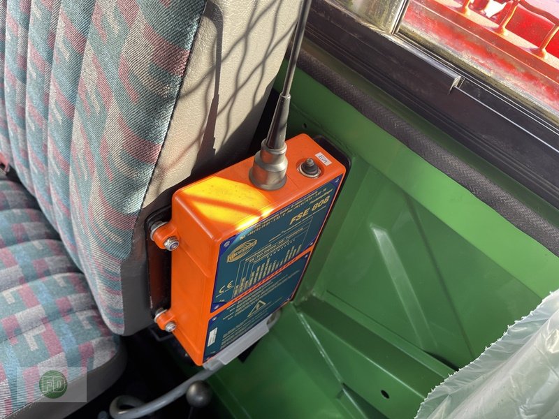 Forstschlepper del tipo Mercedes-Benz Unimog U2100 Agrar-Forst , Ez.2005, Sammlerzustand, Gebrauchtmaschine In Hinterschmiding (Immagine 10)