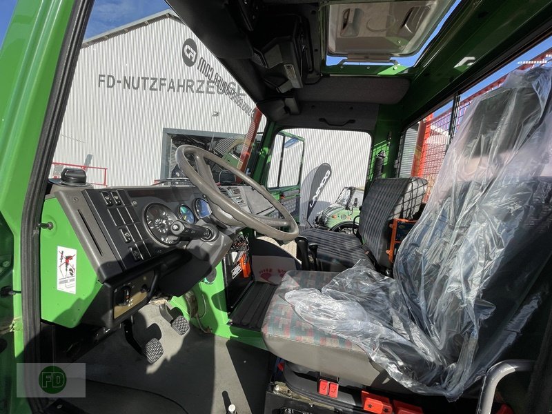 Forstschlepper del tipo Mercedes-Benz Unimog U2100 Agrar-Forst , Ez.2005, Sammlerzustand, Gebrauchtmaschine In Hinterschmiding (Immagine 12)