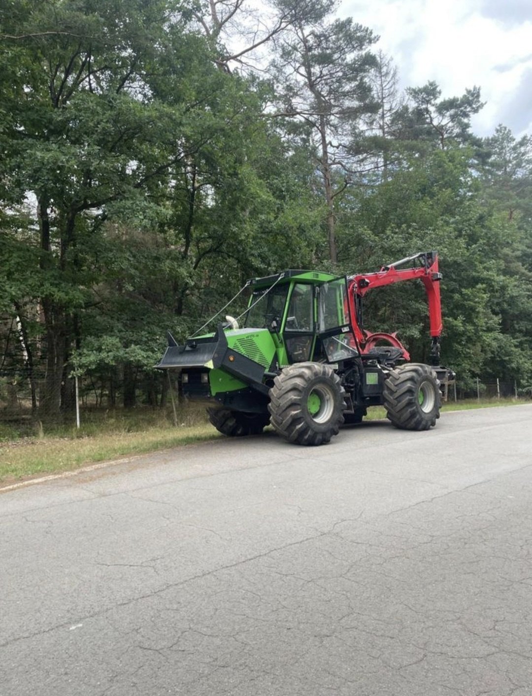 Forstschlepper des Typs Noe NF 170 4R, Gebrauchtmaschine in Bexbach (Bild 2)