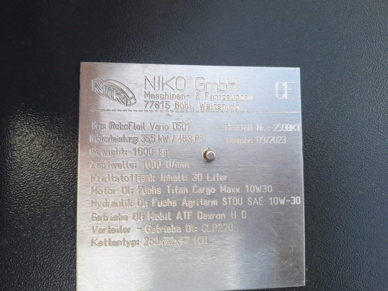 Forstschlepper des Typs Rapid RoboFlail Vario D501 Mulchraupe, Ausstellungsmaschine in Chur (Bild 4)