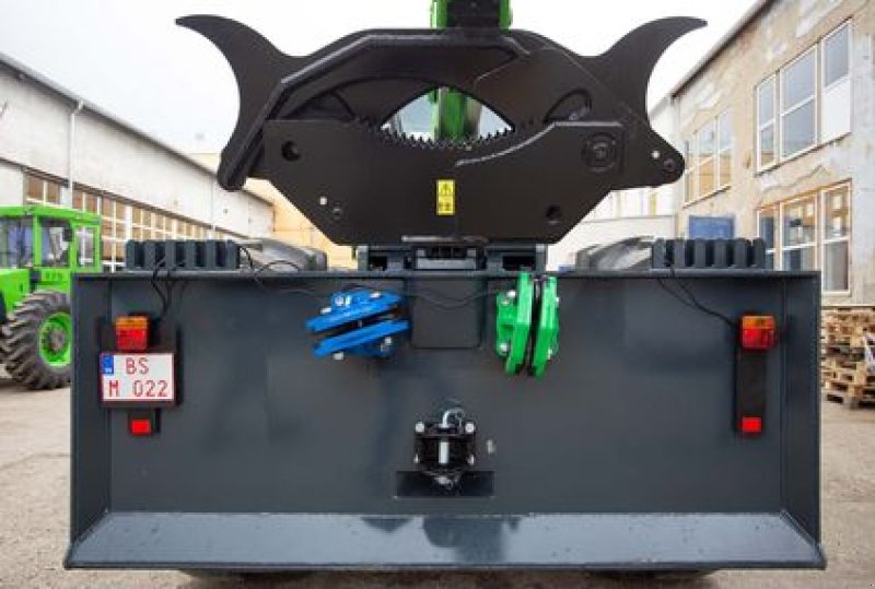 Forstschlepper des Typs Reil & Eichinger EQUUS 175N BH, Neumaschine in Nittenau (Bild 14)