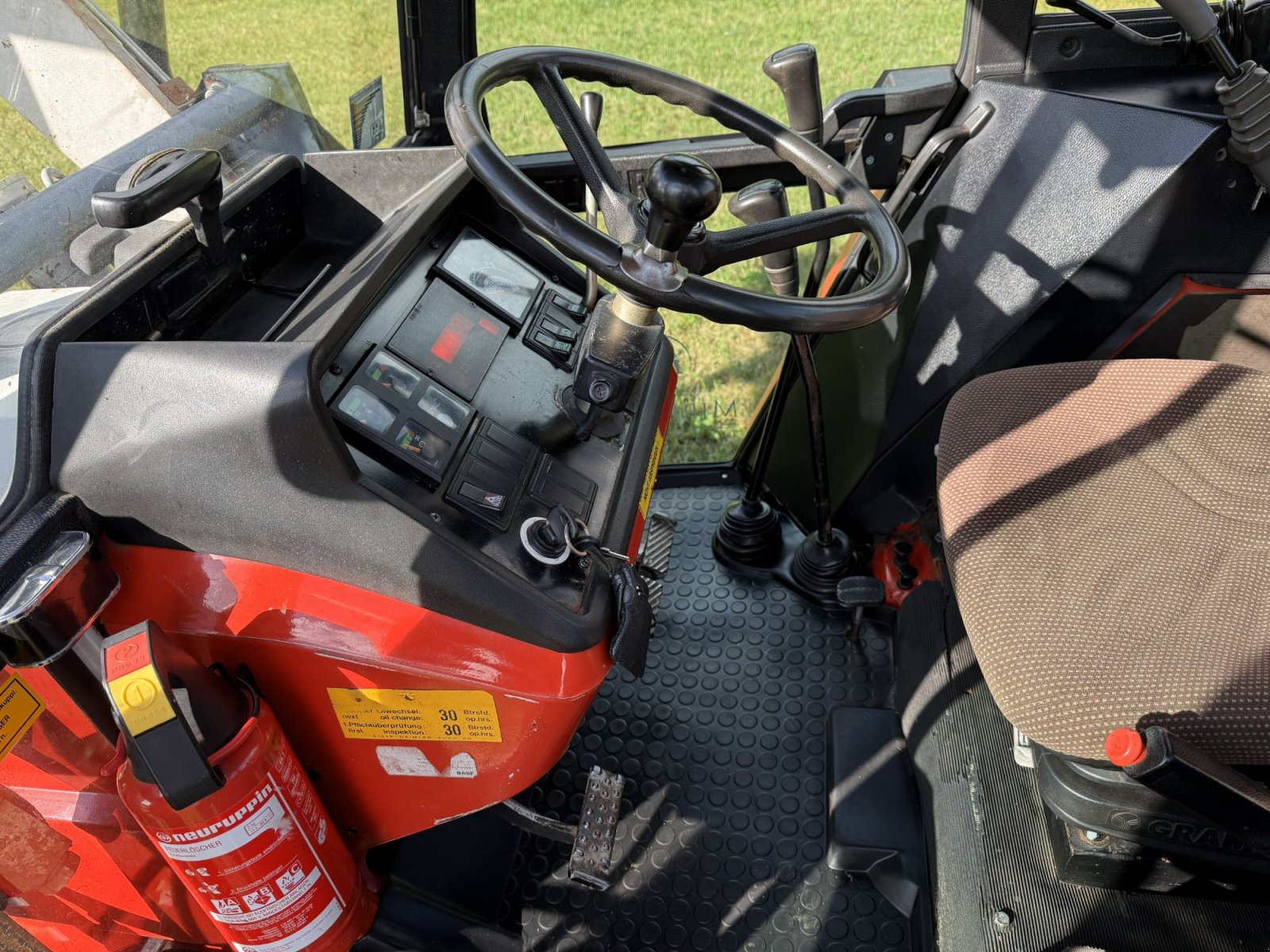 Forstschlepper des Typs Steyr 8110A SK2, Gebrauchtmaschine in Olbernhau (Bild 7)