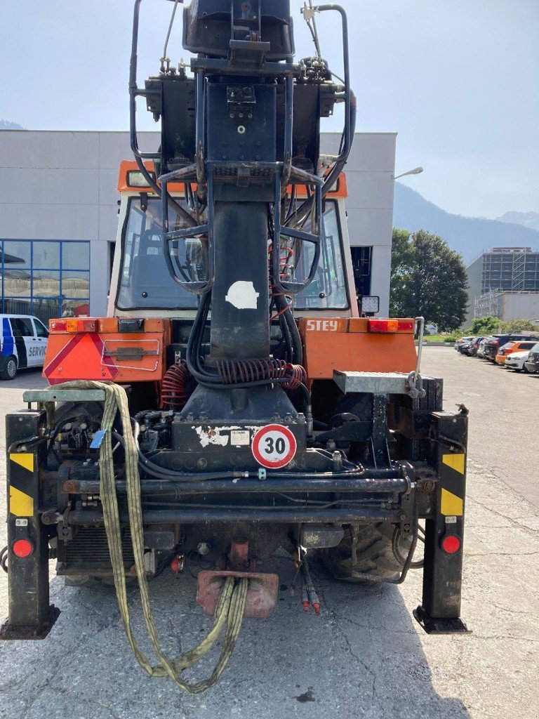 Forstschlepper типа Steyr 8130 A, Gebrauchtmaschine в Landquart (Фотография 3)