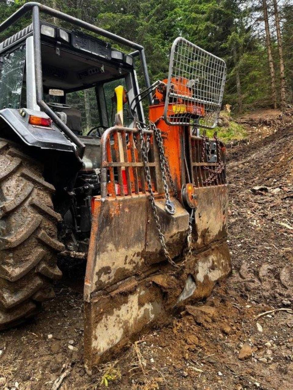 Forstschlepper of the type Valtra 6550, Gebrauchtmaschine in Judenburg (Picture 10)