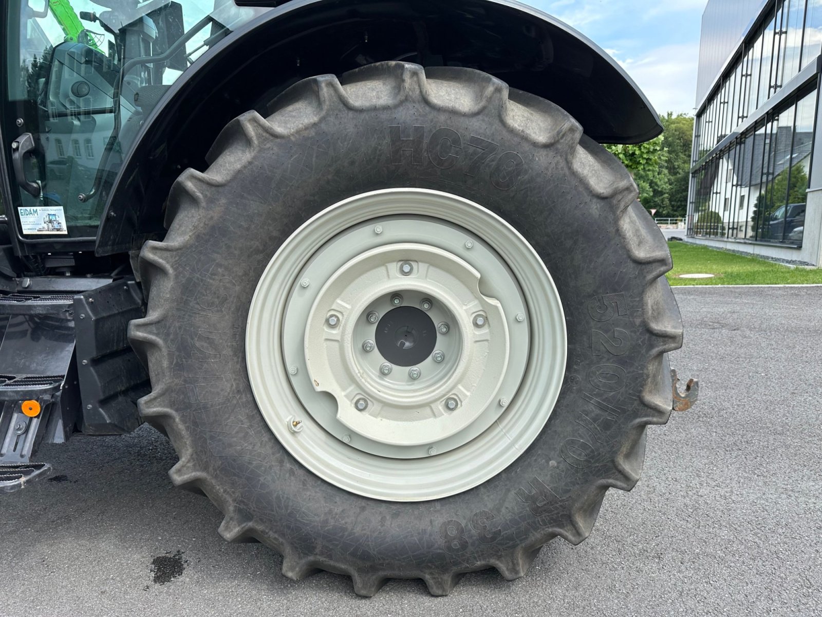 Forstschlepper of the type Valtra N175 Direct, Gebrauchtmaschine in Lößnitz  (Picture 8)