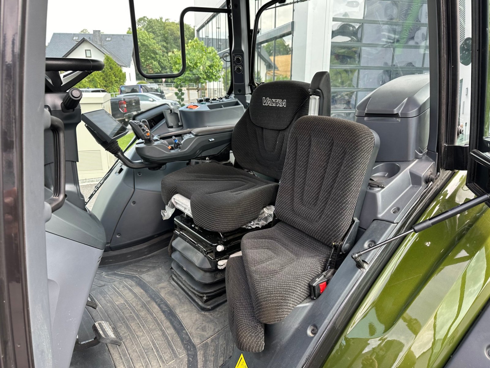 Forstschlepper of the type Valtra N175 Direct, Gebrauchtmaschine in Lößnitz  (Picture 10)