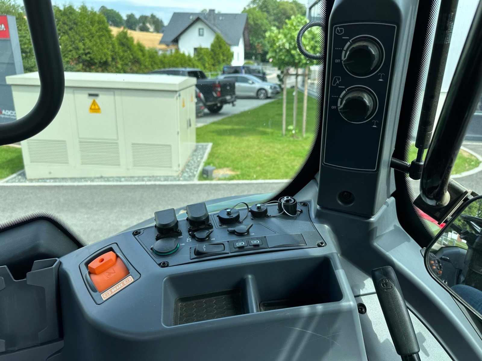 Forstschlepper of the type Valtra N175 Direct, Gebrauchtmaschine in Lößnitz  (Picture 15)