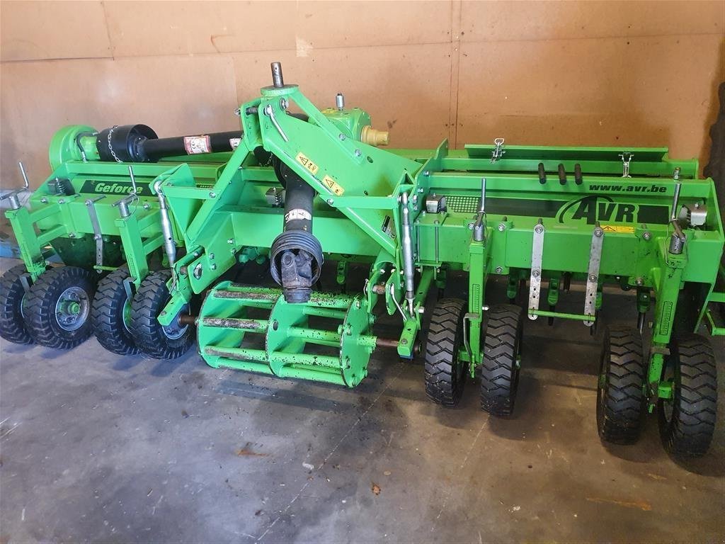 Fräse van het type AVR Geforce 3,3 m., Gebrauchtmaschine in Brønderslev (Foto 1)