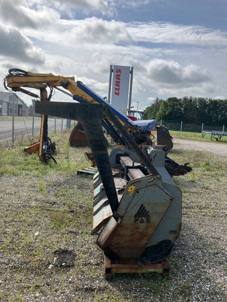 Fräse van het type FAE UML/S 225, Gebrauchtmaschine in Aalestrup (Foto 2)