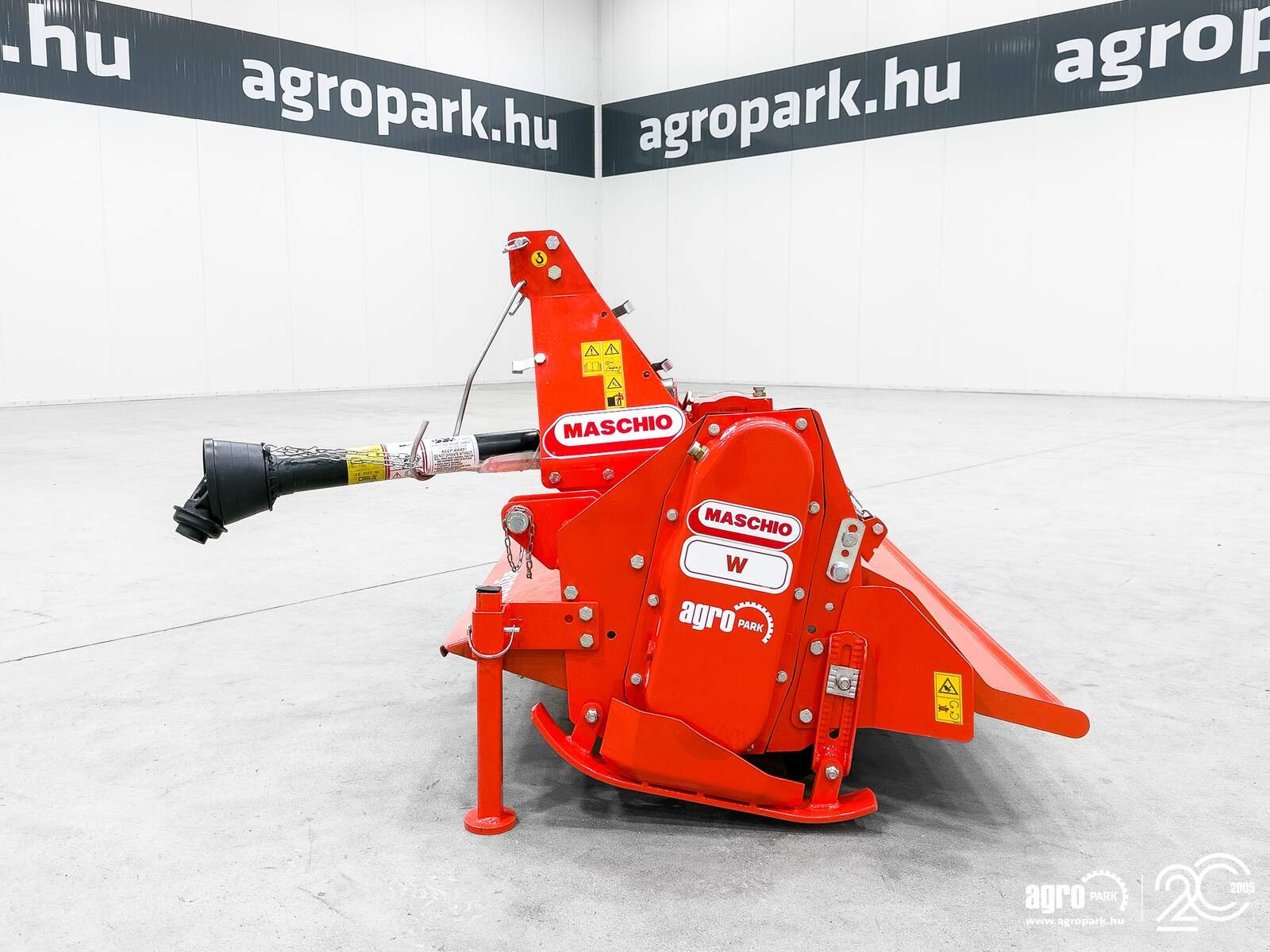 Fräse от тип Maschio W 125 rotary tiller with 1,25 m working width, 24 blades, 18 cm working depth, 3-point hitch with offset option, anti-wear skids, Gebrauchtmaschine в Csengele (Снимка 5)