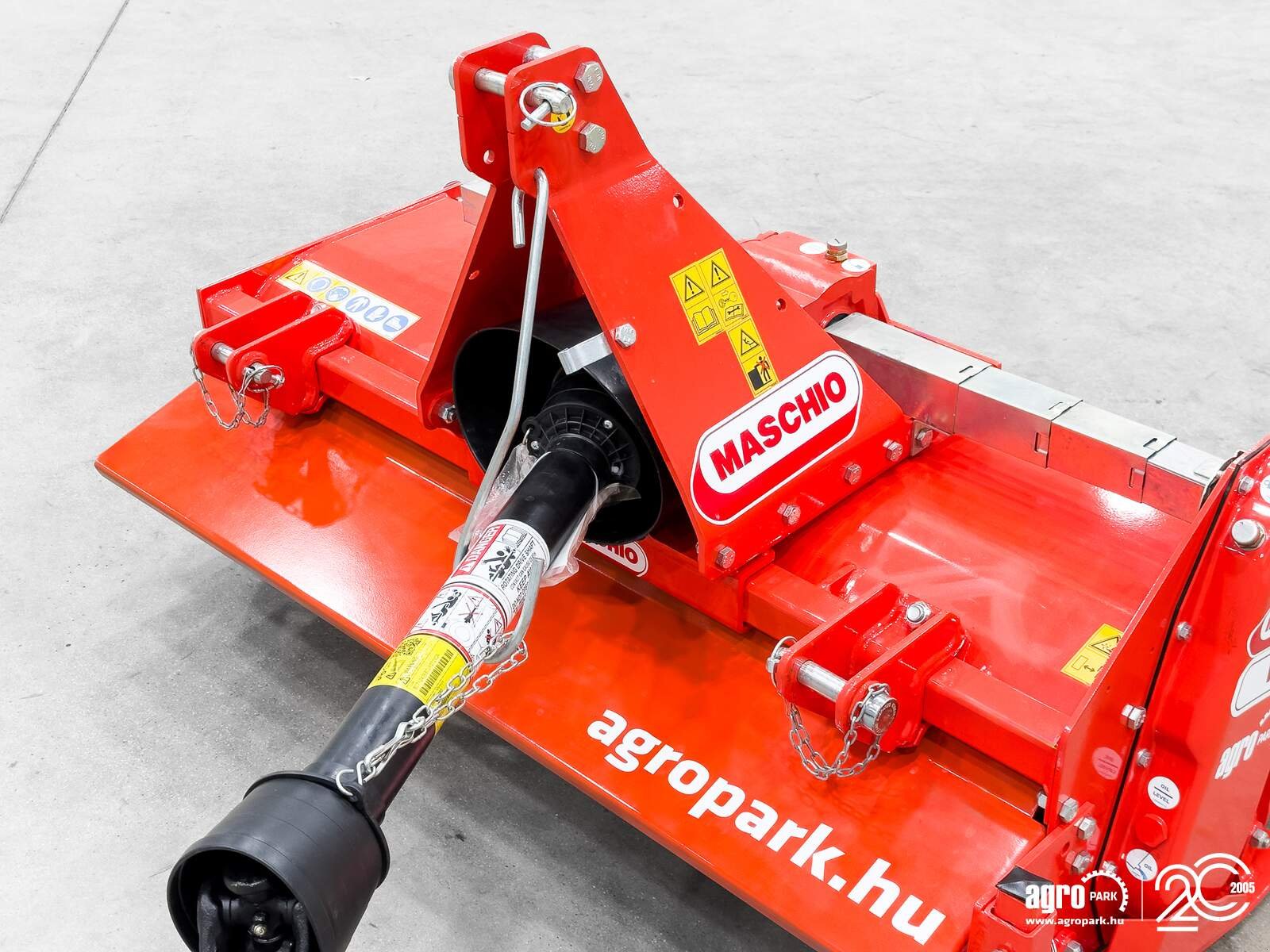 Fräse от тип Maschio W 125 rotary tiller with 1,25 m working width, 24 blades, 18 cm working depth, 3-point hitch with offset option, anti-wear skids, Gebrauchtmaschine в Csengele (Снимка 10)