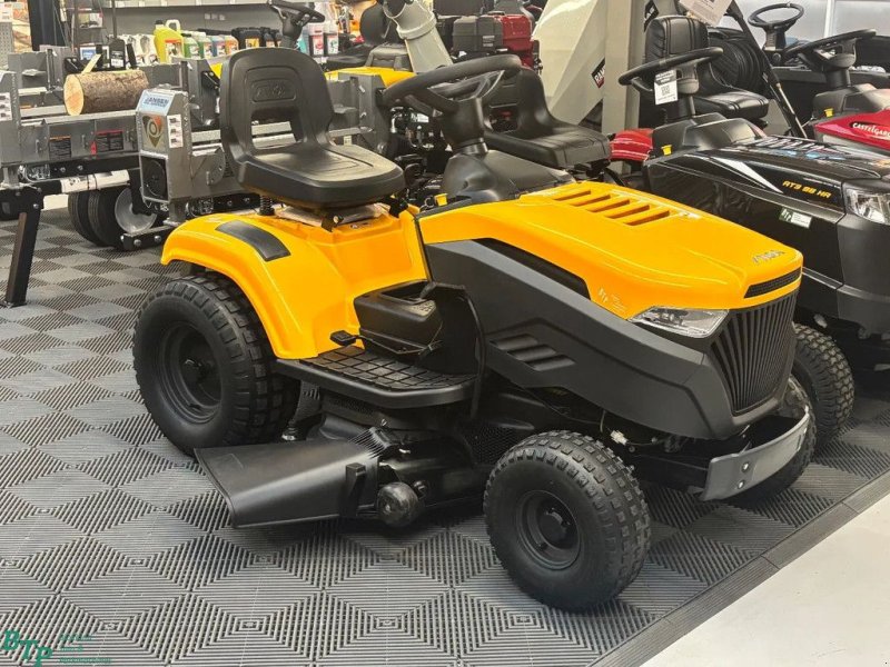 Freischneider & Trimmer от тип Stiga gebruikte Zitmaaier 5108HW 108cm & 2 cil.hydrost., Gebrauchtmaschine в Ameide