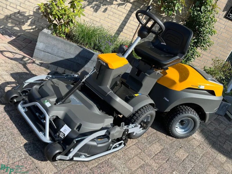 Freischneider & Trimmer des Typs Stiga Park 500 frontmaaier met 95cm maaidek ACTIE, Gebrauchtmaschine in Ameide (Bild 1)