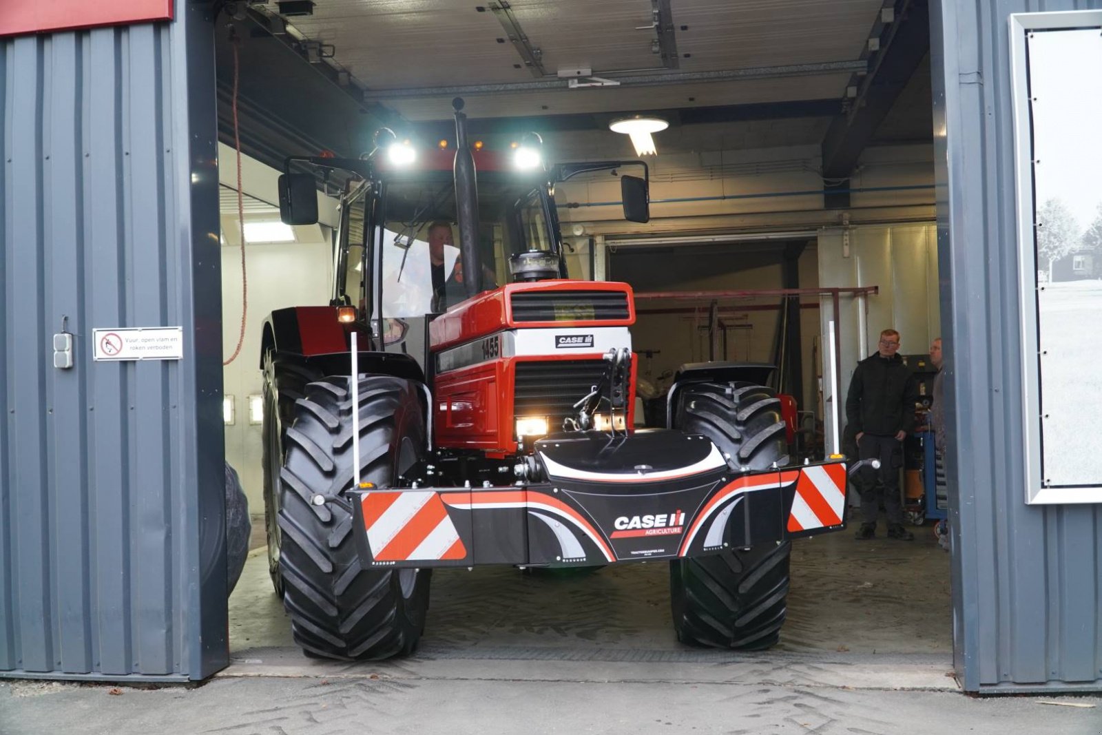 Frontgewicht of the type Agribumper Case IH TractorBumper, Neumaschine in Alphen (Picture 9)