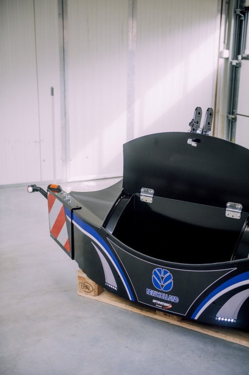 Frontgewicht des Typs Agribumper New Holland TractorBumper, Neumaschine in Alphen (Bild 4)