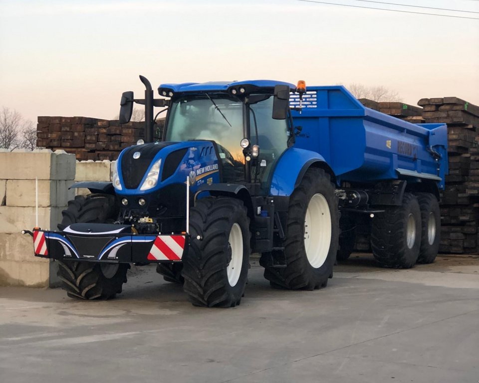 Frontgewicht des Typs Agribumper New Holland TractorBumper, Neumaschine in Alphen (Bild 9)