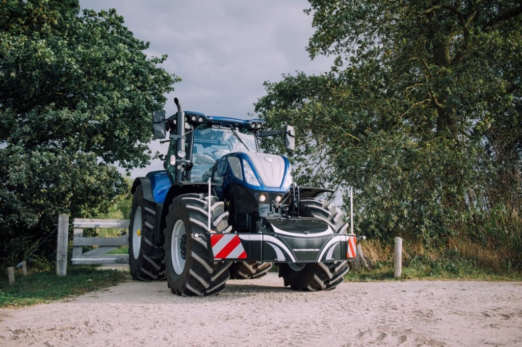 Frontgewicht des Typs Agribumper New Holland TractorBumper, Neumaschine in Alphen (Bild 10)