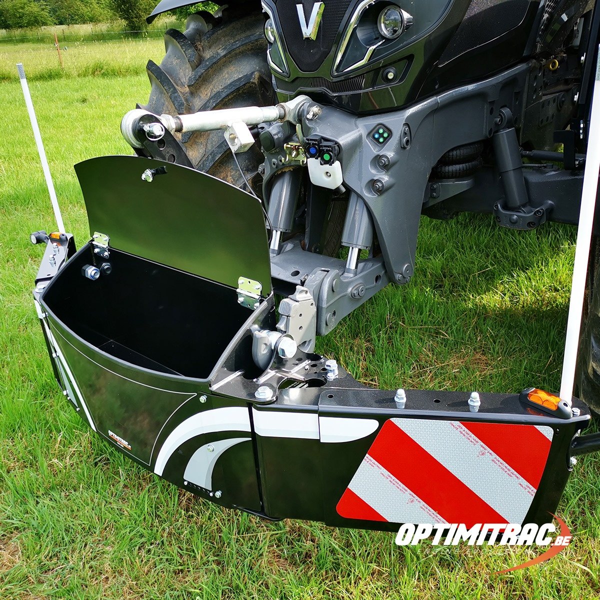 Frontgewicht typu Agribumper Valtra TractorBumper, Neumaschine v Alphen (Obrázek 14)