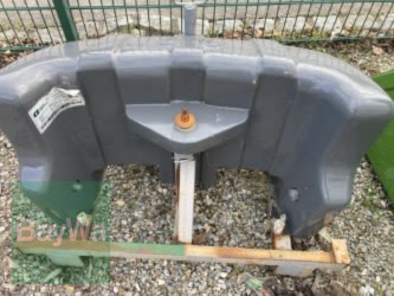 Frontgewicht of the type Alö Q-BLOQ GEWICHT 600 KG ADD-ON, Neumaschine in Dinkelscherben (Picture 3)