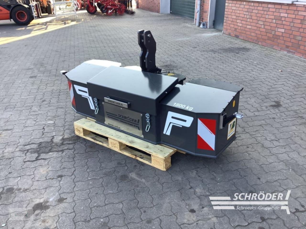 Frontgewicht des Typs Bressel & Lade FG 1800 SF (G21), Neumaschine in Schwarmstedt (Bild 2)