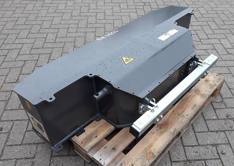 Frontgewicht of the type Bressel & Lade Front-/Heckgewicht M (MMS - FHG 600/1000), Neumaschine in Itterbeck (Picture 10)