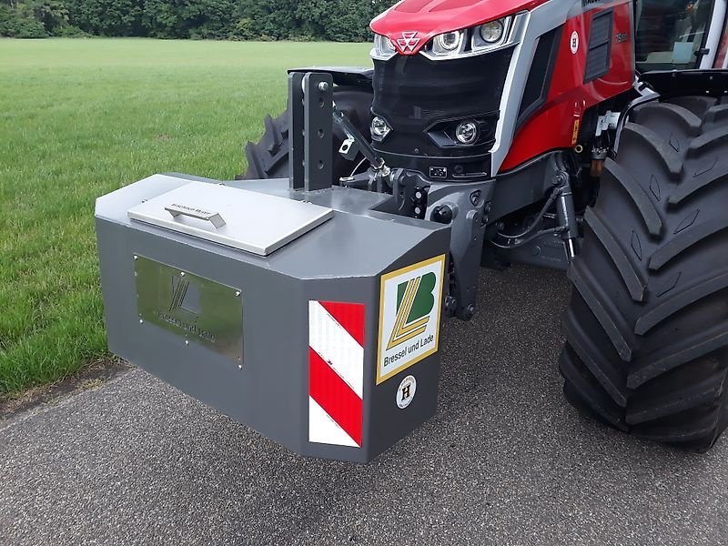 Frontgewicht tip Bressel & Lade Frontgewicht mit Staufach, Vorführmaschine in Itterbeck (Poză 3)