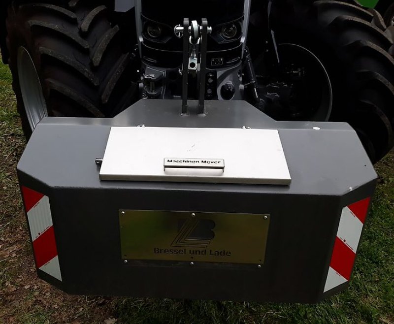 Frontgewicht tip Bressel & Lade Frontgewicht mit Staufach, Vorführmaschine in Itterbeck (Poză 16)