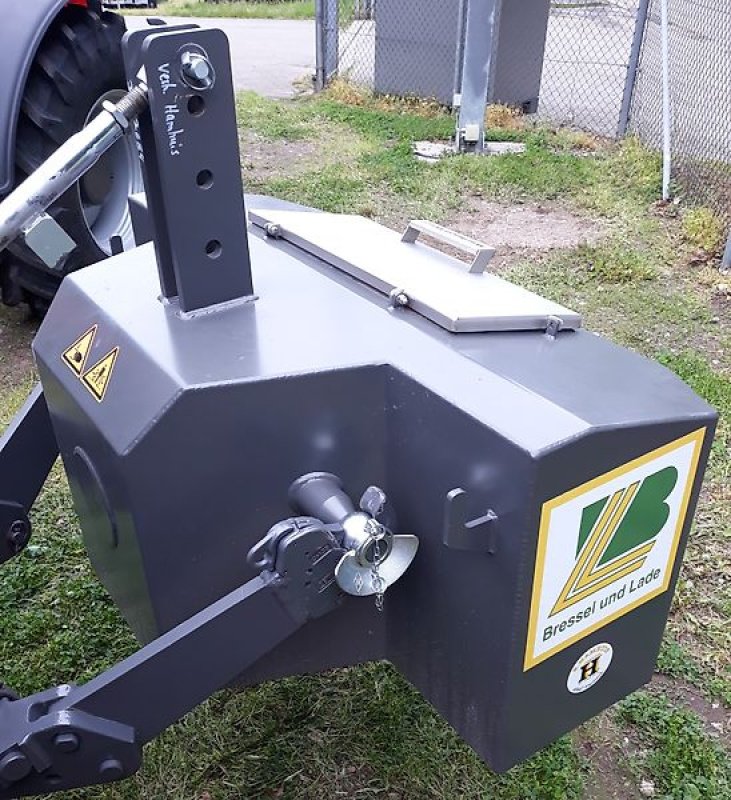 Frontgewicht tip Bressel & Lade Frontgewicht mit Staufach, Vorführmaschine in Itterbeck (Poză 14)