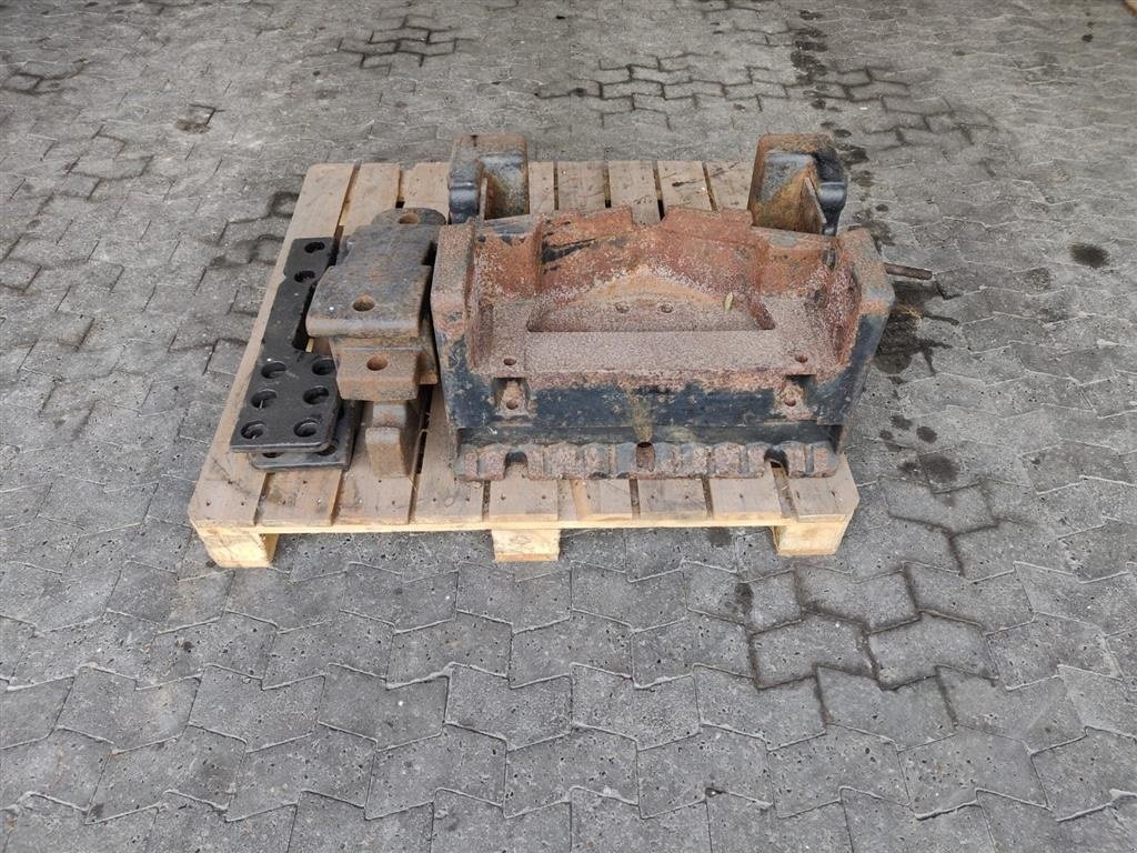 Frontgewicht typu Case IH Basisvægt og midtervægt til 1255 XL og 1455 XL, Gebrauchtmaschine v Storvorde (Obrázek 2)