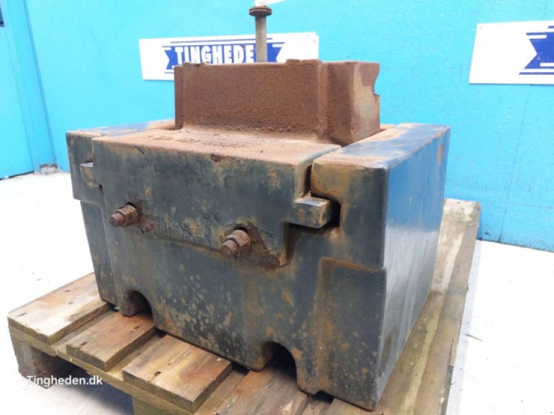 Frontgewicht of the type Case CVX 120, Gebrauchtmaschine in Hemmet (Picture 13)