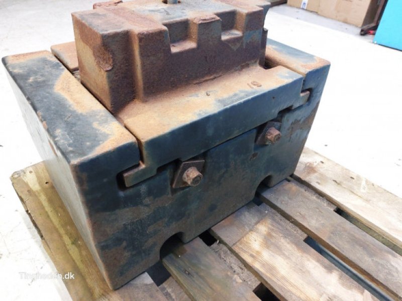 Frontgewicht of the type Case CVX 120, Gebrauchtmaschine in Hemmet (Picture 7)