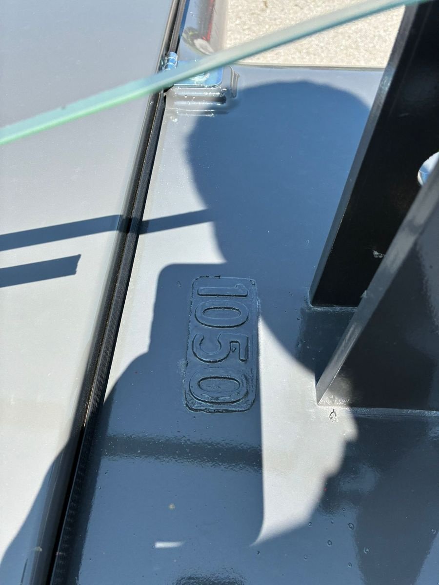 Frontgewicht tip CLAAS 1050 kg Box II CLAAS dark grey, Neumaschine in Mistelbach (Poză 4)