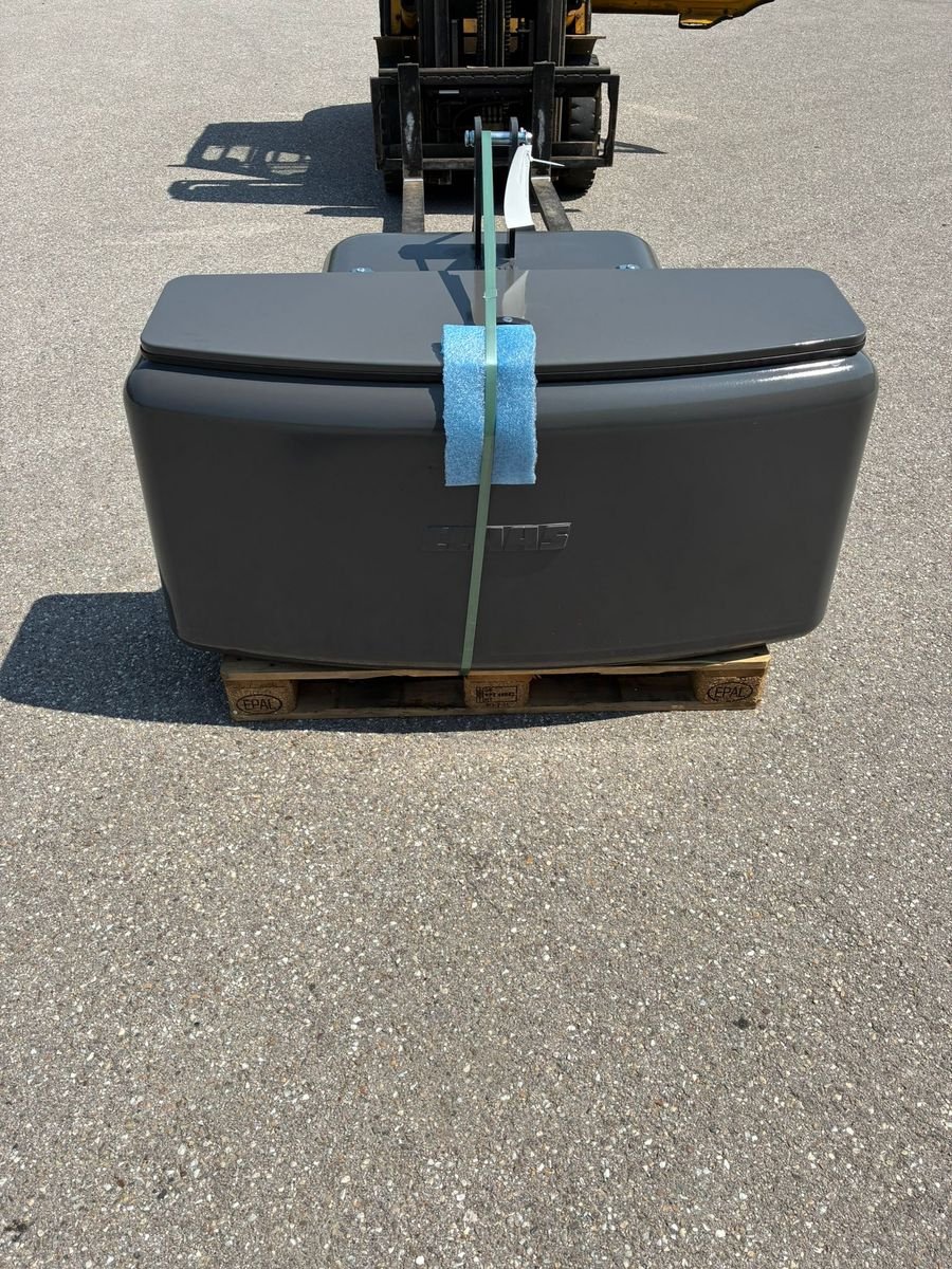 Frontgewicht Türe ait CLAAS 1250 kg Box II CLAAS dark grey, Neumaschine içinde Mistelbach (resim 1)