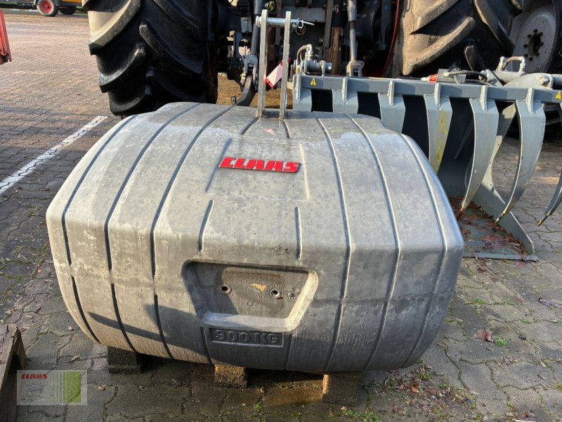 Frontgewicht del tipo CLAAS 900 kg Frontgewicht Beton, Neumaschine en Bordesholm