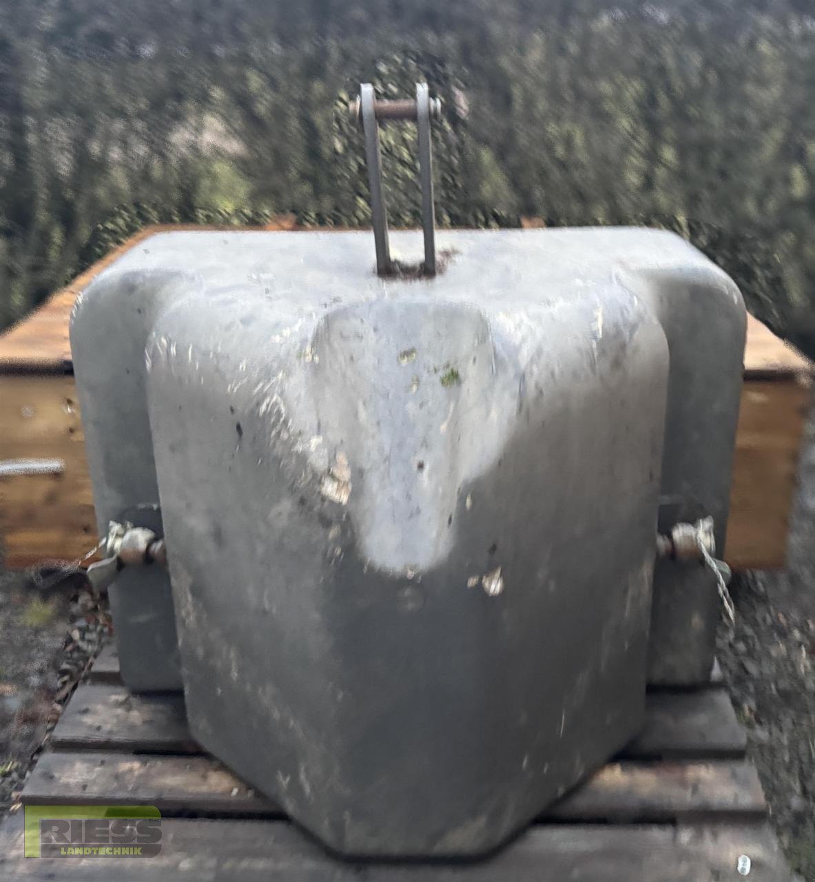 Frontgewicht del tipo CLAAS Frontgewicht 1200 kg, Gebrauchtmaschine en Homberg/Ohm - Maulbach (Imagen 4)
