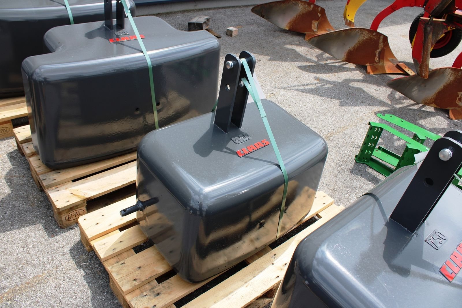 Frontgewicht des Typs CLAAS Frontgewicht ECO-Line 450kg - 1.450kg, Neumaschine in Neukirchen am Walde  (Bild 4)