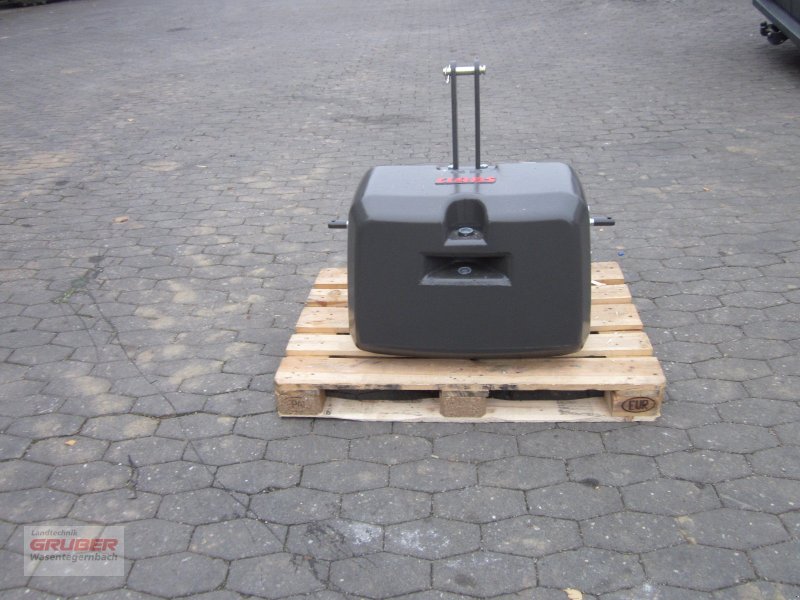Frontgewicht des Typs CLAAS Magnetit 900 kg, Neumaschine in Dorfen (Bild 1)