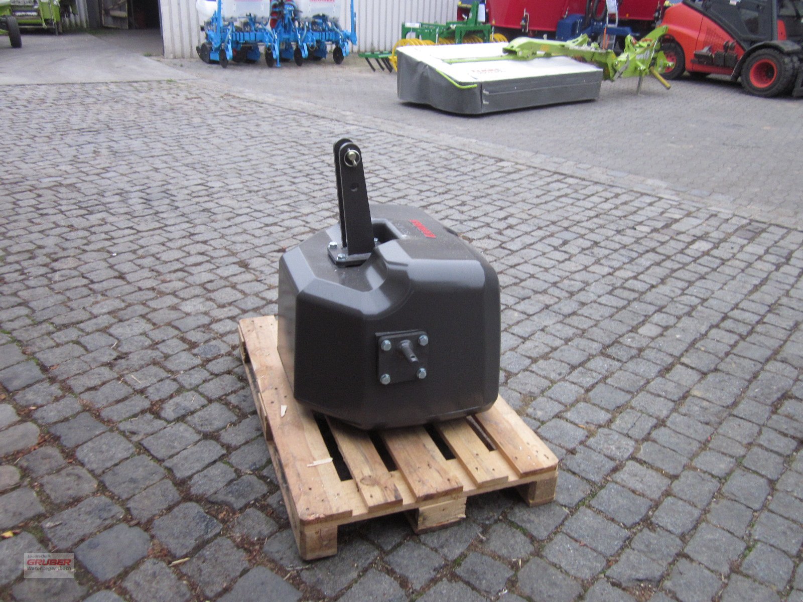 Frontgewicht tip CLAAS Magnetit 900, Neumaschine in Dorfen (Poză 4)