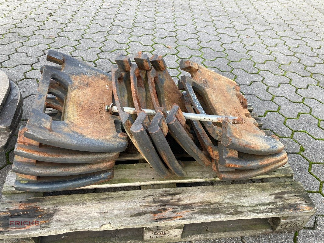 Frontgewicht des Typs Deutz 10 x 40 kg Einhängegewichte, Gebrauchtmaschine in Bockel - Gyhum (Bild 3)