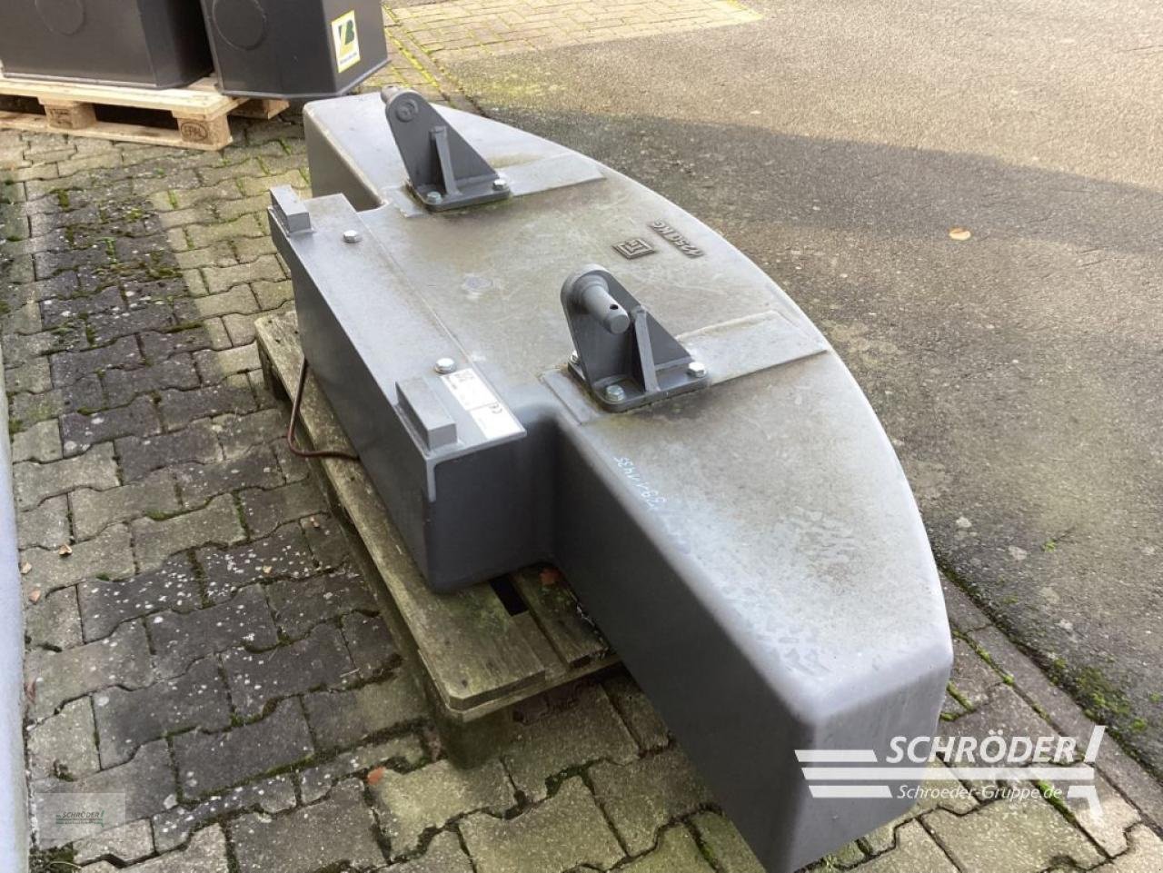 Frontgewicht typu Düvelsdorf HECKGEWICHT 1250 KG, Gebrauchtmaschine v Schwarmstedt (Obrázok 4)