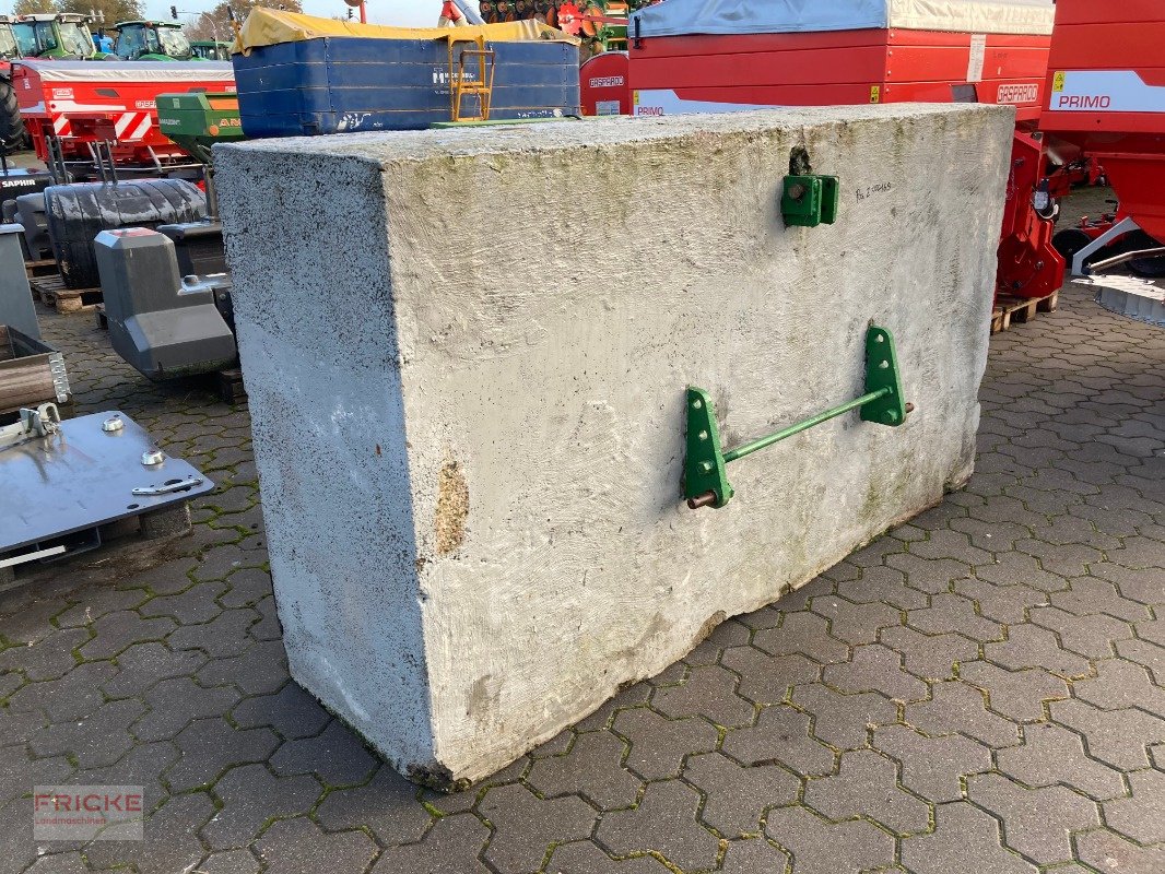 Frontgewicht des Typs Eigenbau Beton Heckgewicht, Gebrauchtmaschine in Bockel - Gyhum (Bild 1)