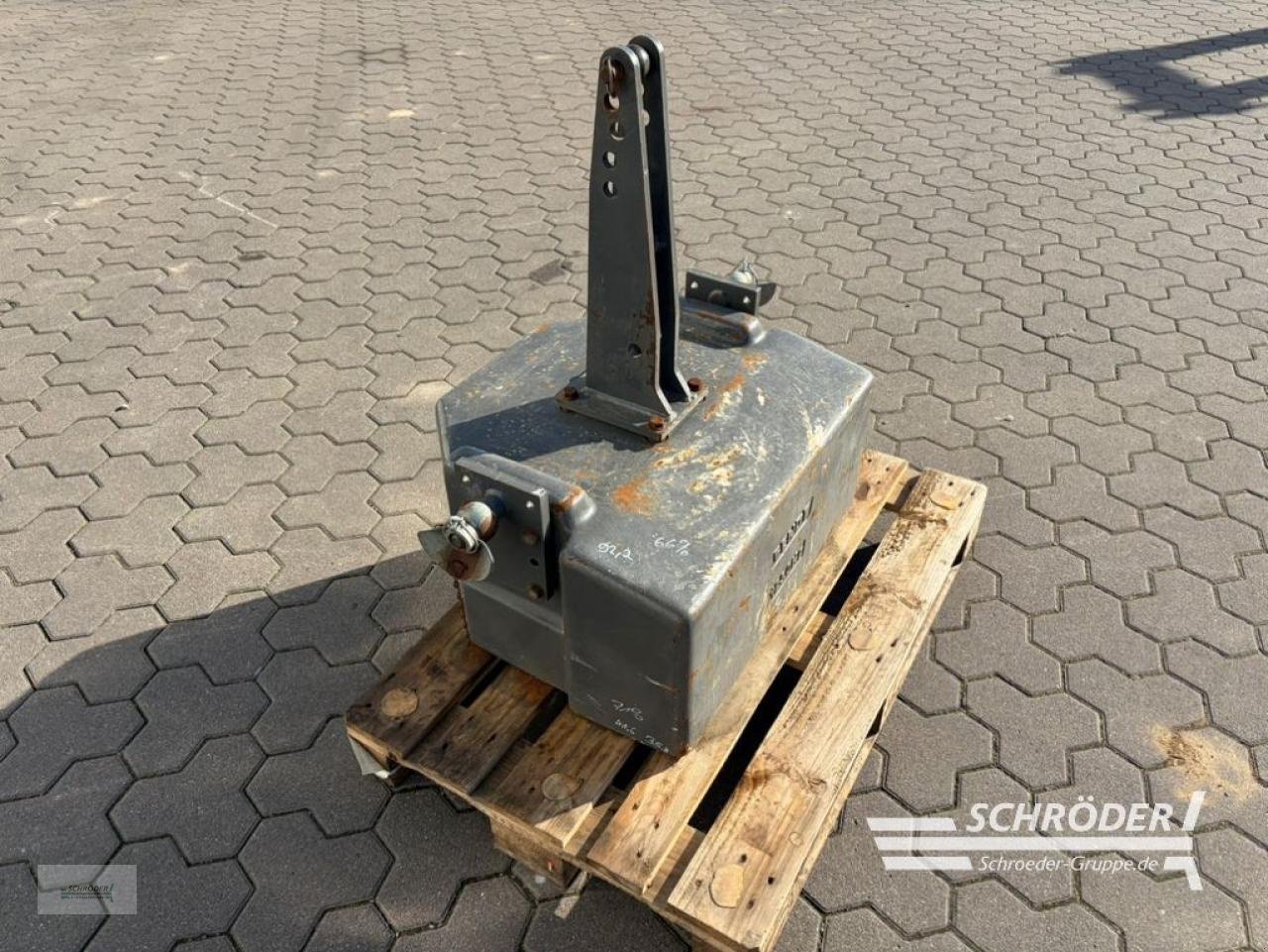 Frontgewicht του τύπου Fendt 1250 KG FRONTGEWICHT, Gebrauchtmaschine σε Leizen (Φωτογραφία 5)