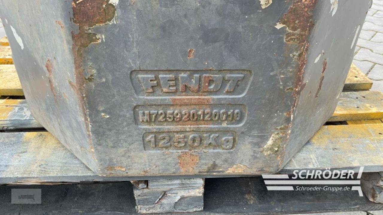 Frontgewicht tip Fendt 1250 KG, Gebrauchtmaschine in Holdorf (Poză 3)