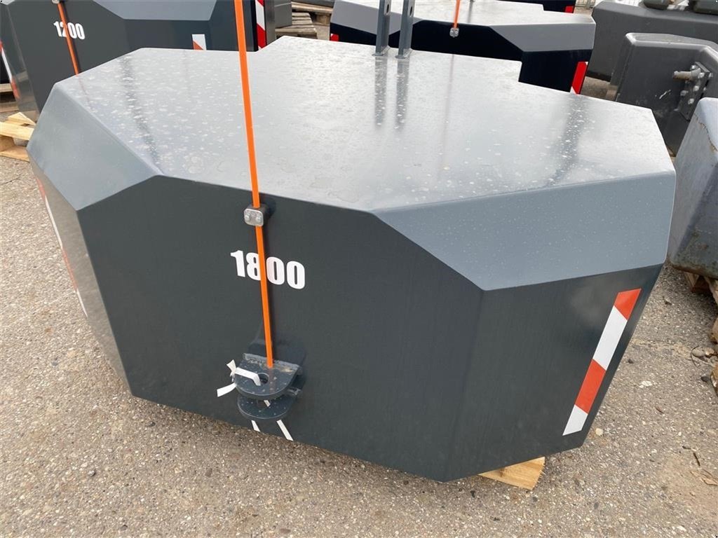 Frontgewicht tip Fendt 1.800 kg. vægtklods, Gebrauchtmaschine in Rødekro (Poză 1)