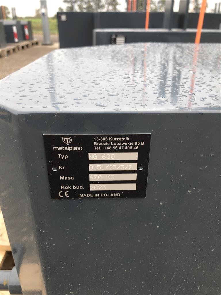 Frontgewicht of the type Fendt 600 kg frontvægt, Gebrauchtmaschine in Rødekro (Picture 4)